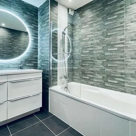 Rdc Jardin, Piscine, Parking 2 Мандельё-ла-Напуль